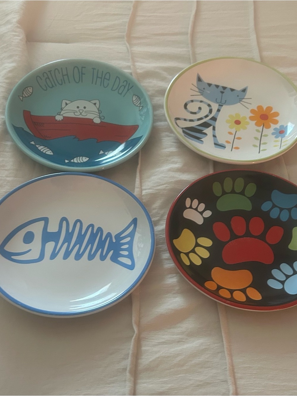 Blue & Multicolor Cat and Fish Dinnerware Plate Set of 4